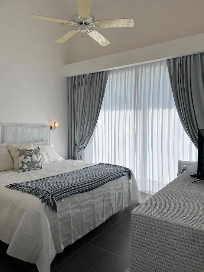 Vista Mare Samana Amazing Views!! Apartment